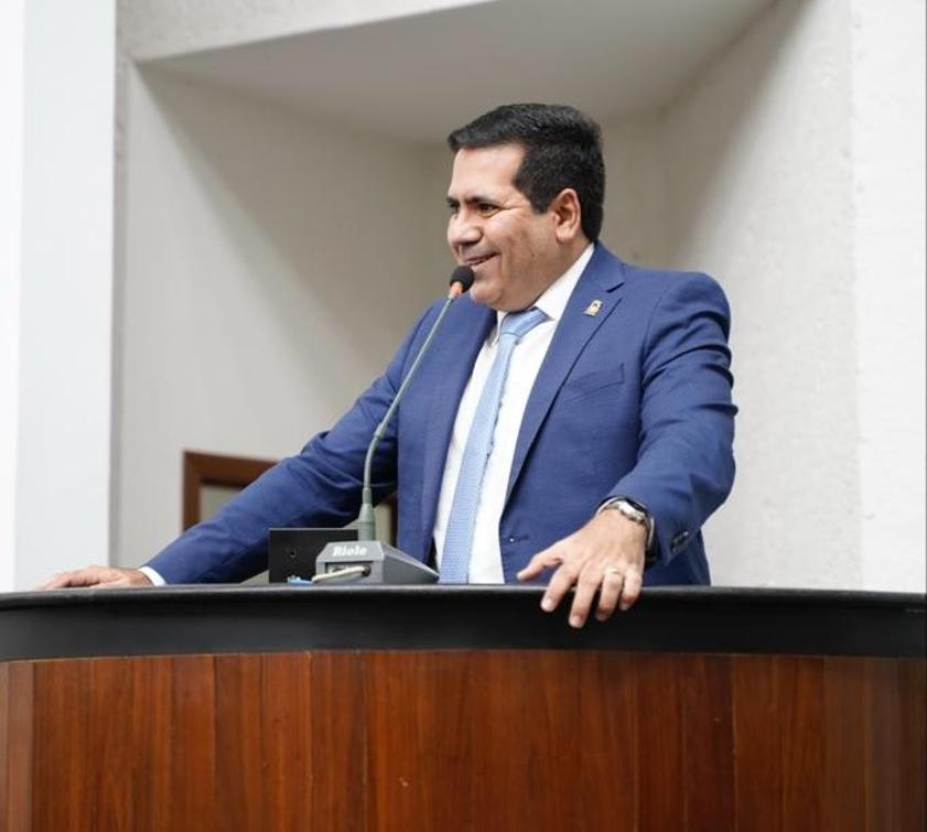 O parlamentar foi responsável por iniciativas que viraram leis estaduais O parlamentar foi responsável por iniciativas que viraram leis estaduais