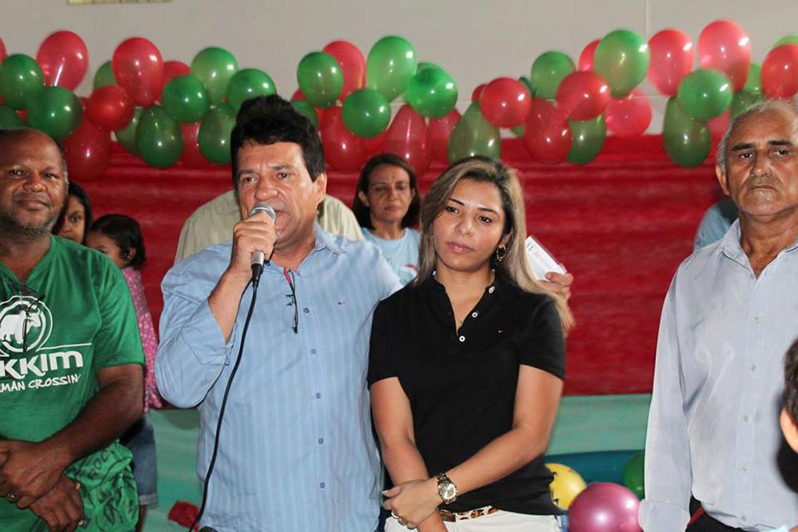Deputado Osires Damaso e o natal solidário com as crainças