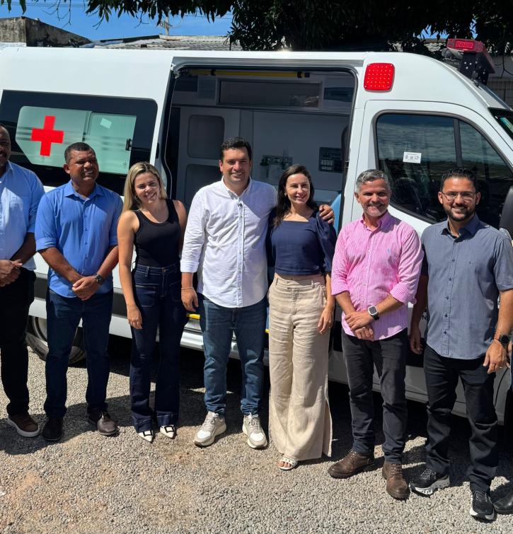 Entrega de ambulância ao município de Gurupi