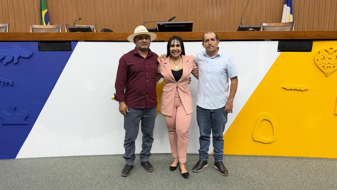 Janad Valcari discute apoio a transporte de estudantes em Aparecida do Rio Negro