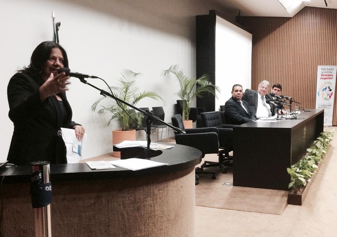 Deputada Valderez Castelo Branco representa AL em evento em Brasília Deputada Valderez Castelo Branco representa AL em evento em Brasília
