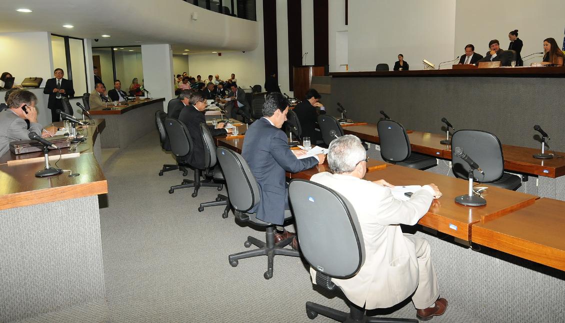 Plenário da Assembléia Legislativa nesta terça Plenário da Assembléia Legislativa nesta terça