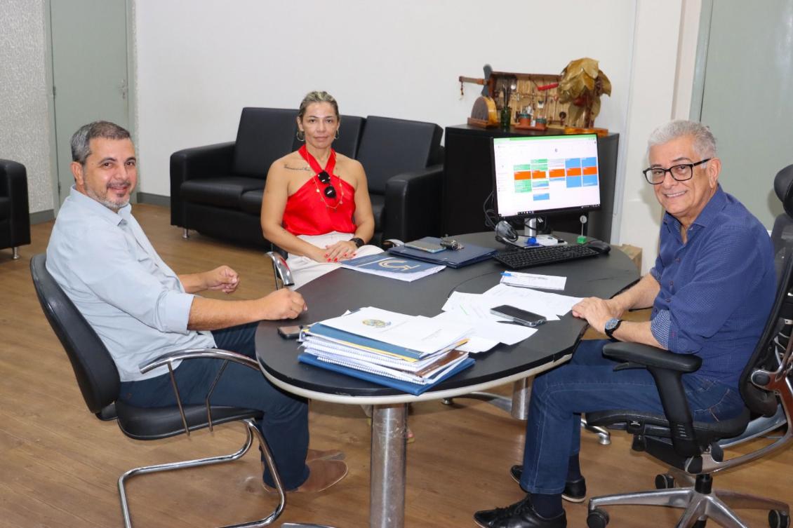 Deputado Wiston Gomes juntamente com secretário Hercy Filho Deputado Wiston Gomes juntamente com secretário Hercy Filho