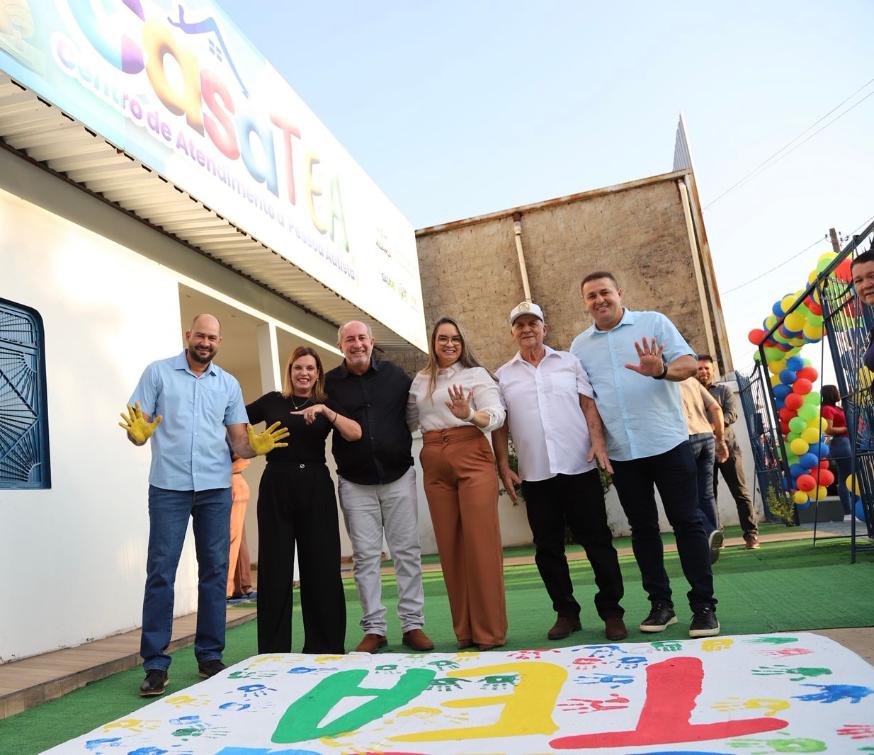 Deputada participa da entrega da Casa TEA, em Aliança do Tocantins  Deputada participa da entrega da Casa TEA, em Aliança do Tocantins