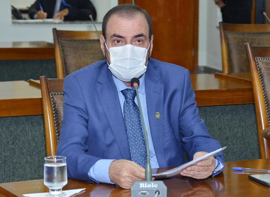 Autor da lei reforça necessidade de proteger os animais contra as rinhas.