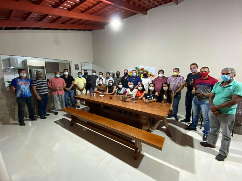 O PSL apresentou pelo menos 14 nomes que irão concorrer ao Parlamento Municipal O PSL apresentou pelo menos 14 nomes que irão concorrer ao Parlamento Municipal