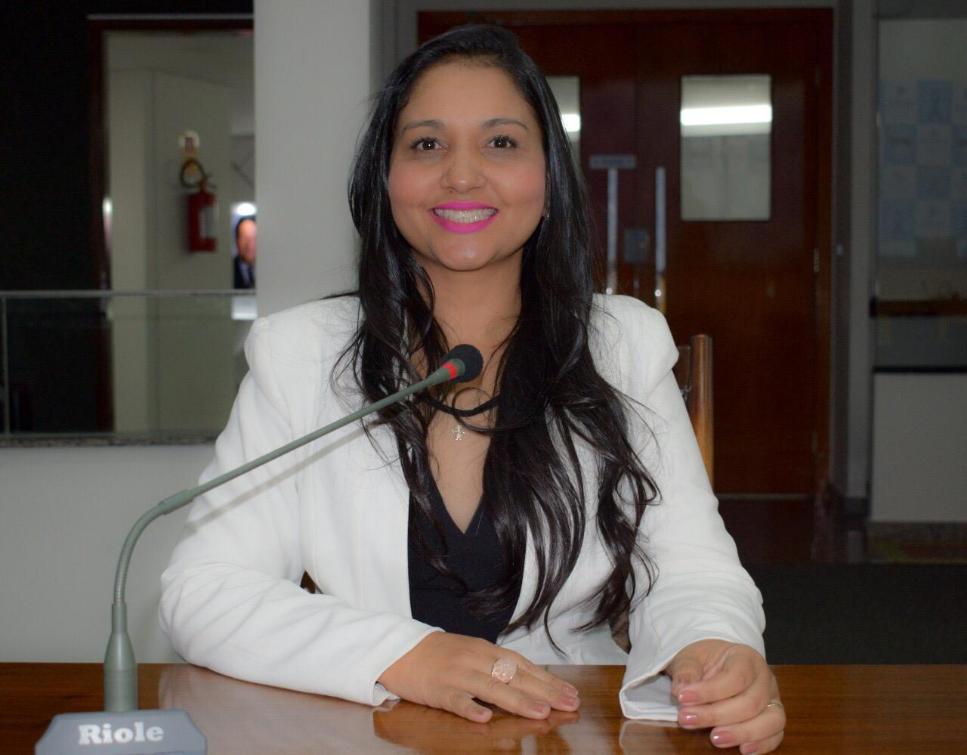 Projeto de lei de Vanda Monteiro vai beneficiar consumidores de até 10 mil litros