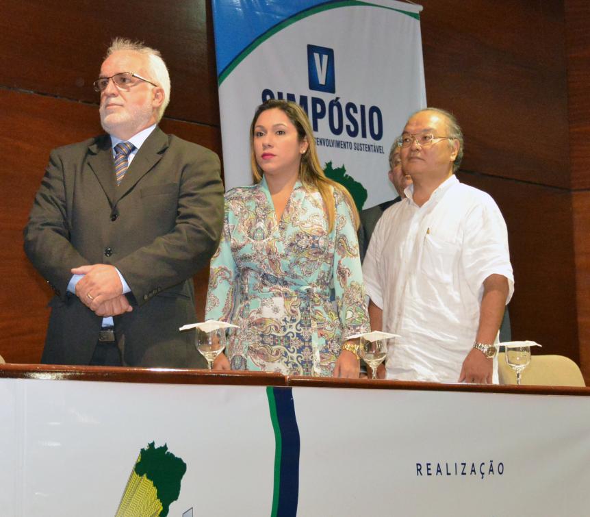 Luana representa parlamento em evento do CREA