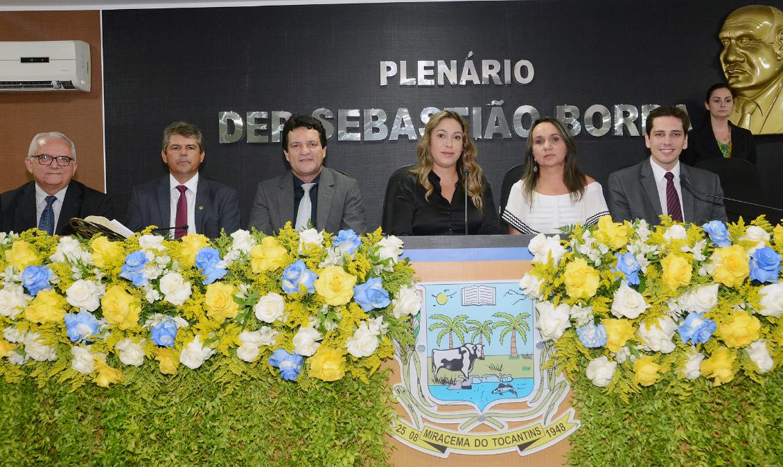 Presidente interina da AL comanda Sessão Solene em Miracema