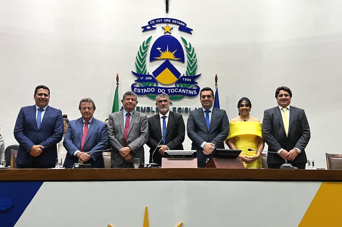 Mesa Diretora eleita atuará no biênio 2023/2024 tendo Amélio Cayres como presidente