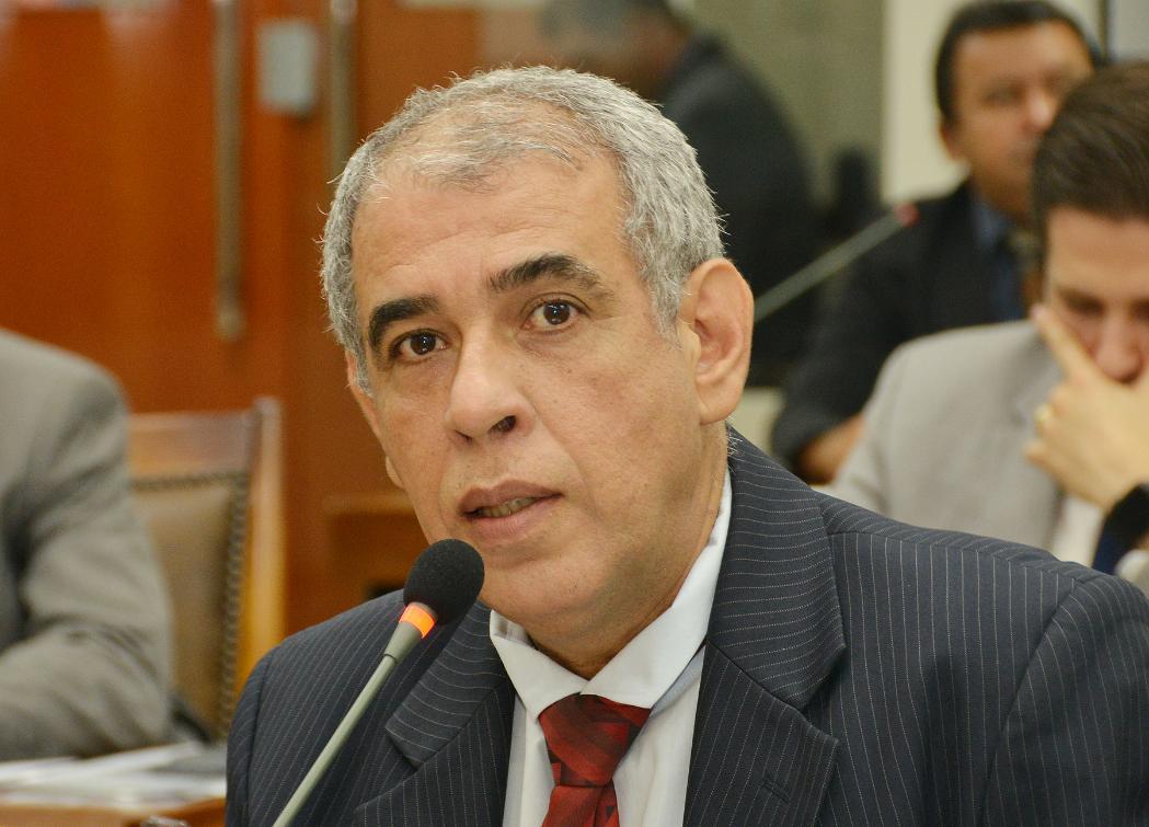 Deputado aprova PL e vai pedir informações sobre aumento de contas de água Deputado aprova PL e vai pedir informações sobre aumento de contas de água