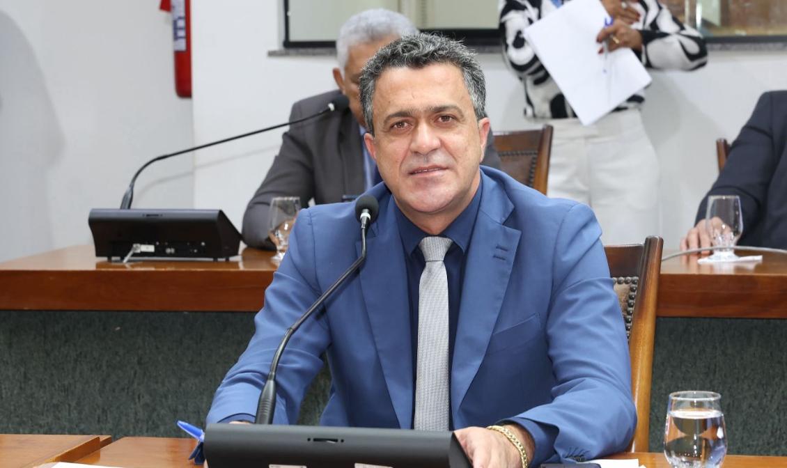 Deputado destacou que a medida representa uma vitória histórica para os professores tocantinenses