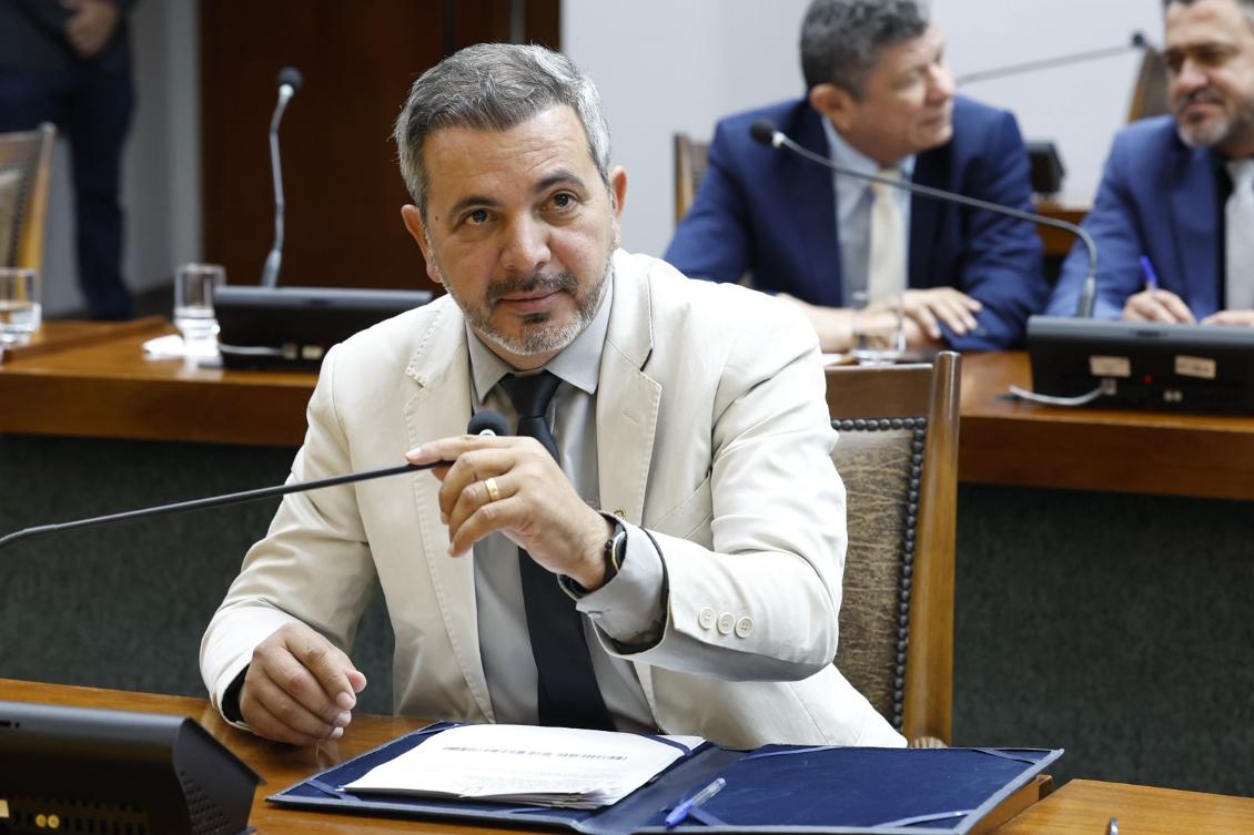 A realização de concurso público para agente de trânsito é vital para reforçar a fiscalização A realização de concurso público para agente de trânsito é vital para reforçar a fiscalização