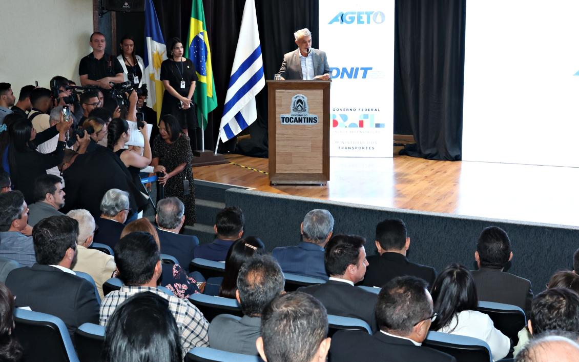 Amélio Cayres destacou a união de esforços em torno das obras de infraestrutura Amélio Cayres destacou a união de esforços em torno das obras de infraestrutura