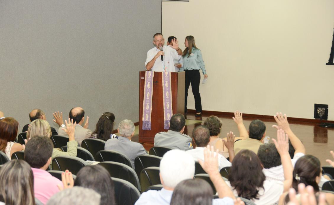 Tráfico e exploração de menores preocupam autoridades e representantes das igrejas