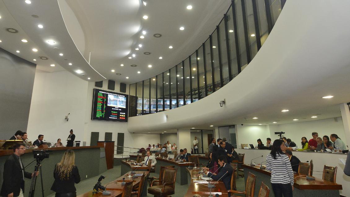 Deputados lamentam ausência de representantes da Segurança Pública em reunião
