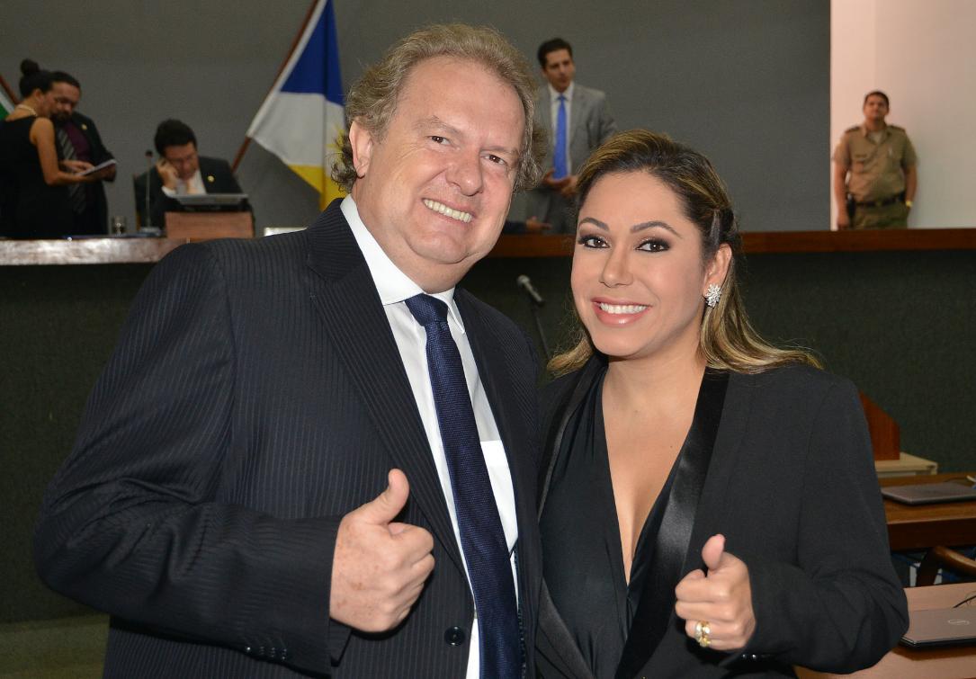 Mauro Carlesse e Luana Ribeiro foram eleitos presidente e vice-presidente da AL