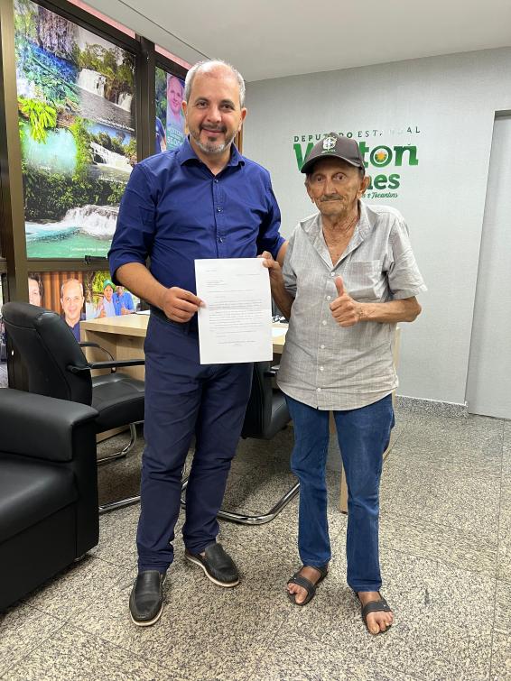 Deputado Wiston Gomes com ex-vereador Chico Doido