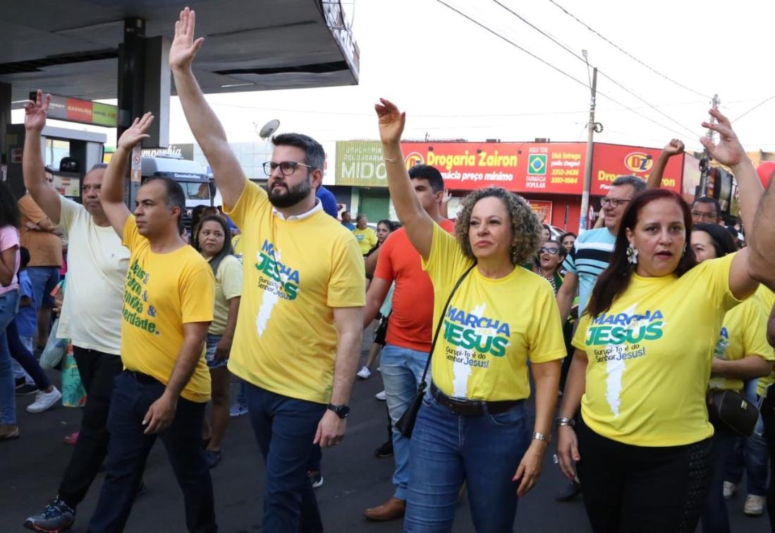 Em Gurupi, deputado Mantoan participou da Marcha para Jesus