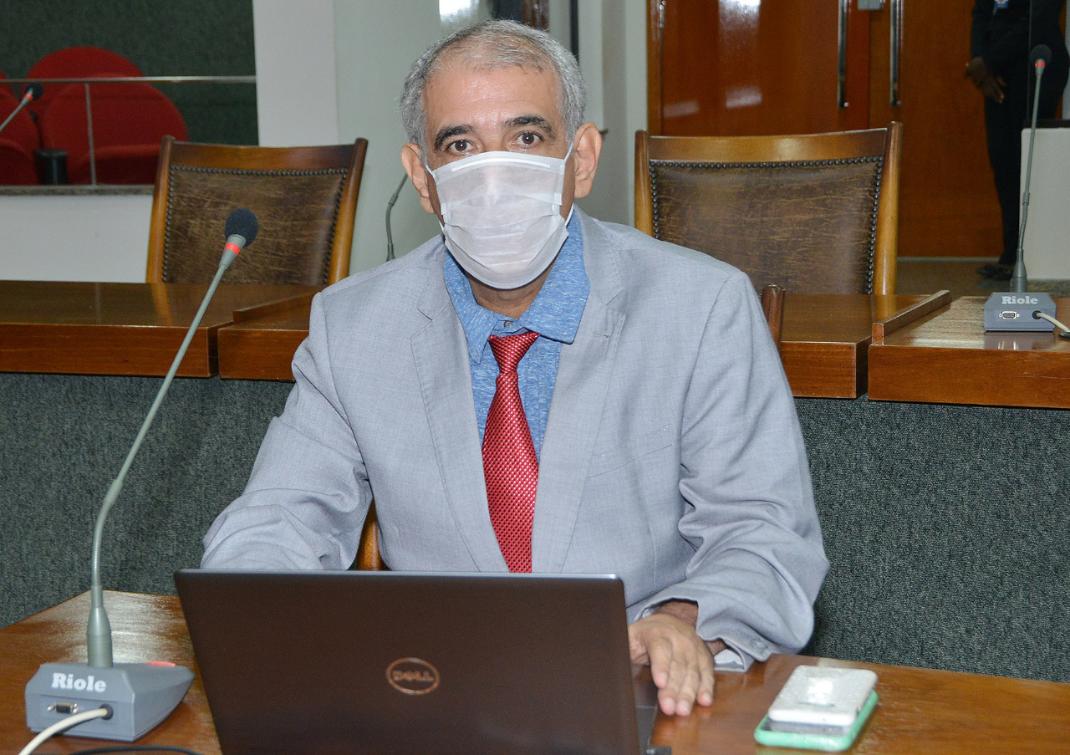 Zé Roberto ressalta irresponsabilidade do governo federal com o trabalhador Zé Roberto ressalta irresponsabilidade do governo federal com o trabalhador