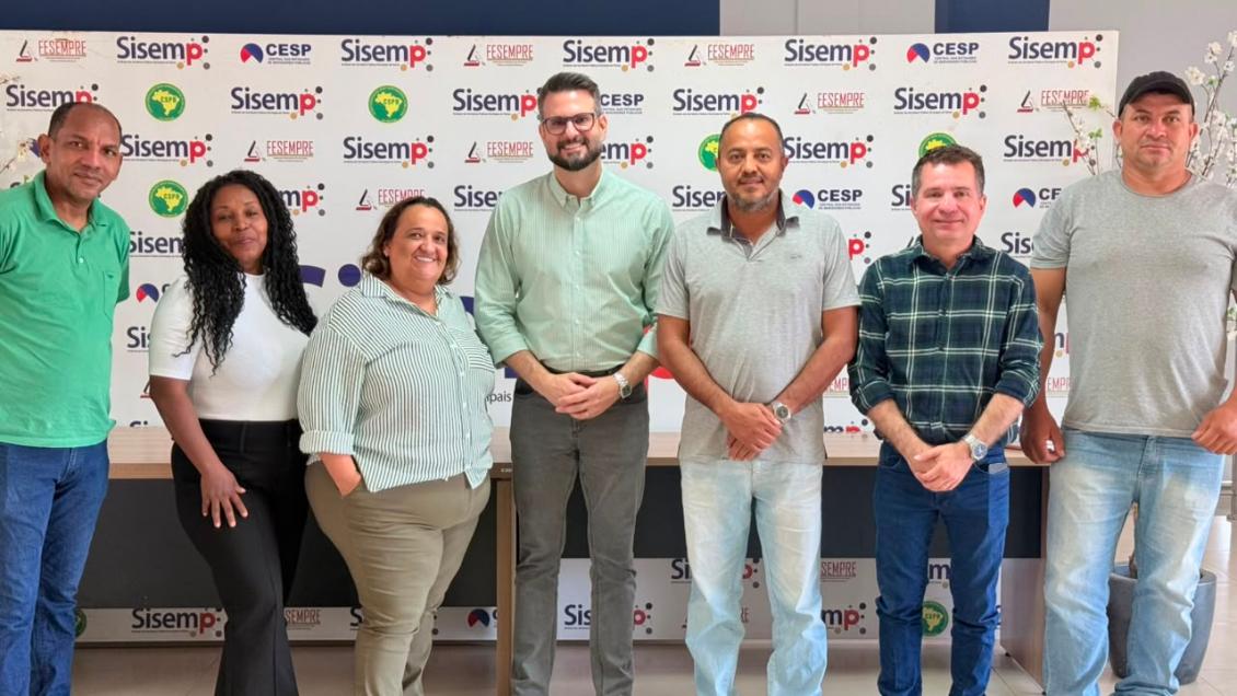 Reunião aconteceu na sede do Sisemp