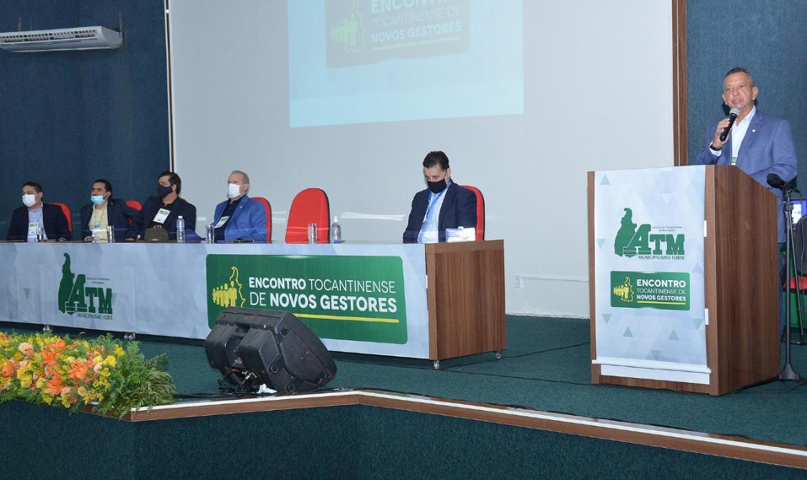 Encontro Tocantinense de Novos Gestores conta com a presença do deputado Antonio Andrade