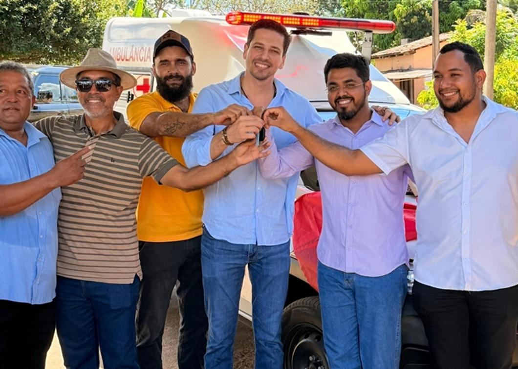 Veículo adquirido com recursos de emenda vai atender os moradores do distrito de Araguaci