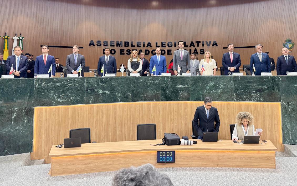 Reunião contou com a presença de dezenas de parlamentares estaduais de todo o Brasil Reunião contou com a presença de dezenas de parlamentares estaduais de todo o Brasil