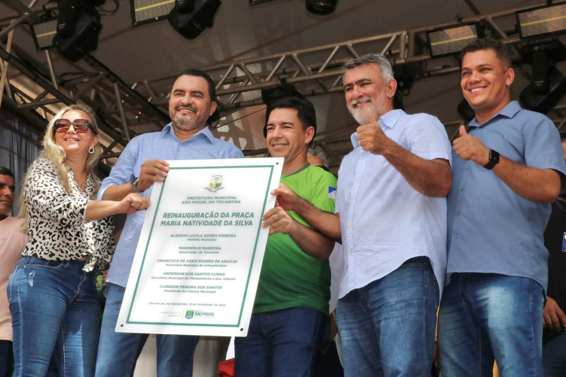 Prefeitura entregou revitalização de uma praça e inaugurou nova creche.