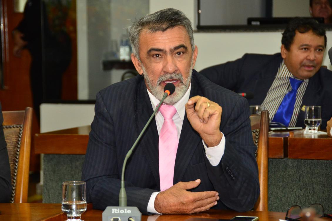 Após aprovação, emendas parlamentares de Amélio serão pagas pelo Governo do Tocantins Após aprovação, emendas parlamentares de Amélio serão pagas pelo Governo do Tocantins