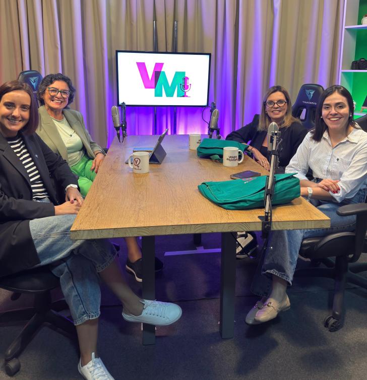 As deputadas do PV, Claudia e Lohanna falam sobre desafios na política As deputadas do PV, Claudia e Lohanna falam sobre desafios na política