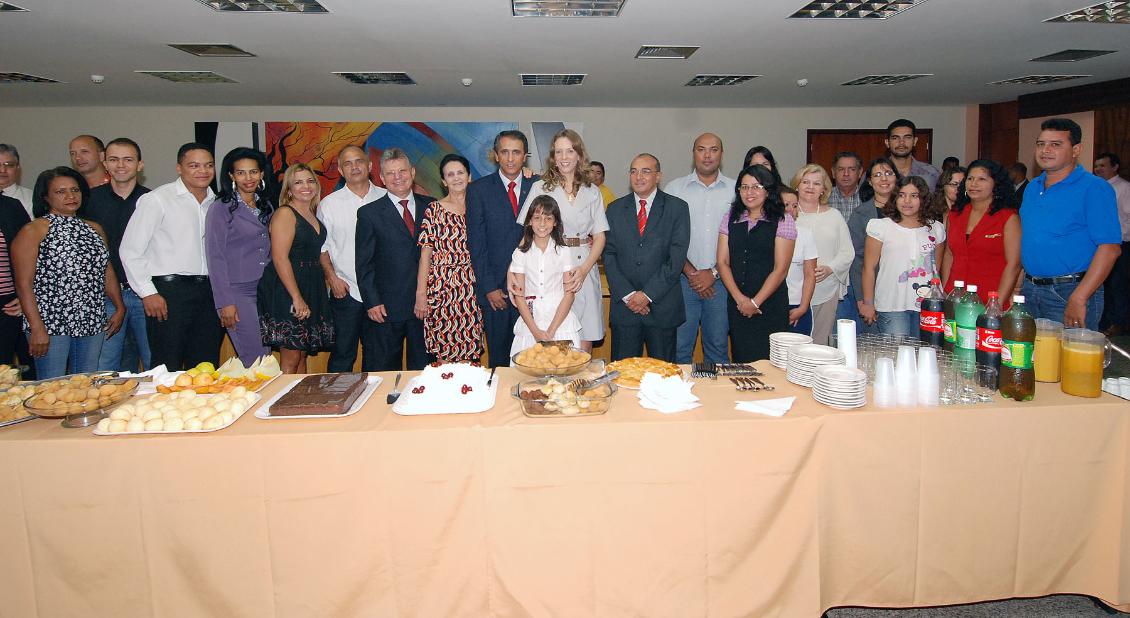 Comemoração do aniversário de servidores Comemoração do aniversário de servidores