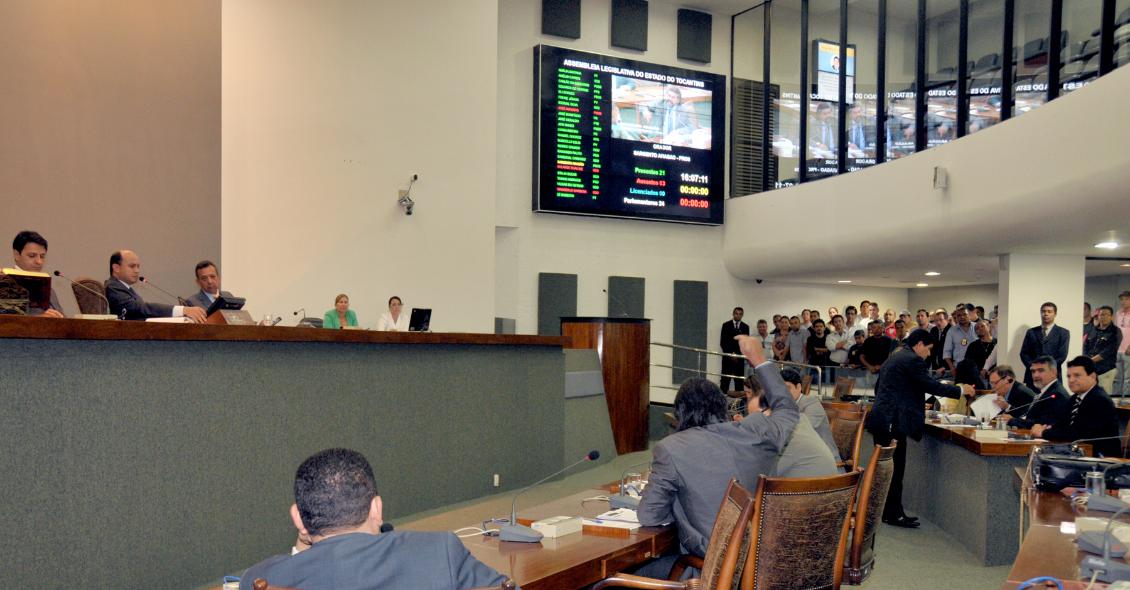 Deputados aprovam PCCS da Polícia Civil com emenda de Bonifácio