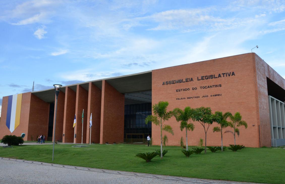 Deputados devem zerar a pauta na quarta-feira, 20