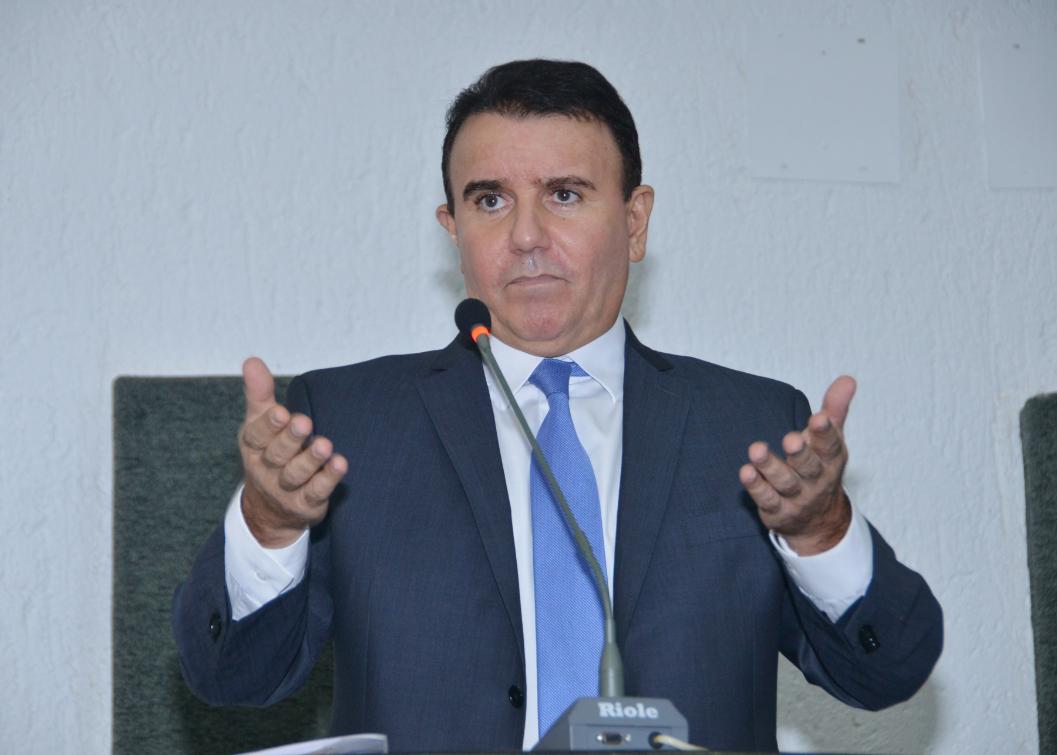 Eduardo disse que diante das irregularidades, o governador já poderia ter sofrido impeachment Eduardo disse que diante das irregularidades, o governador já poderia ter sofrido impeachment
