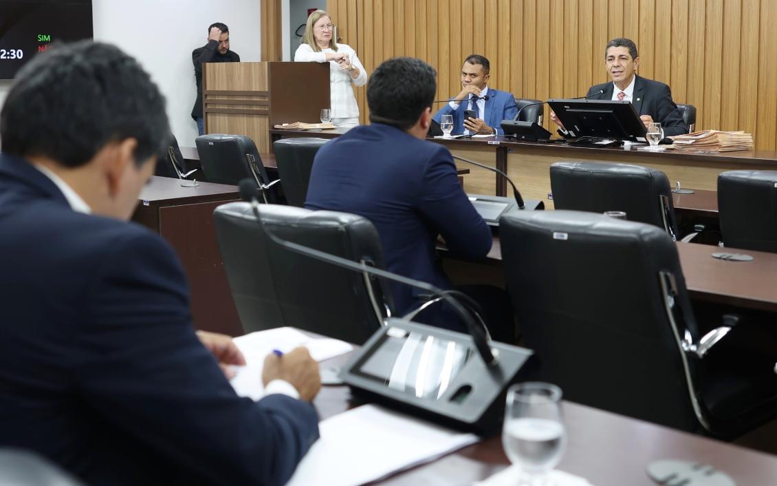 Presidente da CCJ defendeu prerrogativa dos parlamentares de apresentar emendas ao texto Presidente da CCJ defendeu prerrogativa dos parlamentares de apresentar emendas ao texto