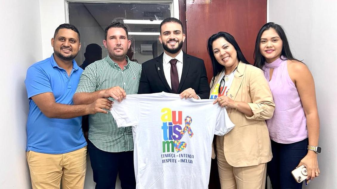 deputado Léo Barbosa e equipe de Aliança do Tocantins