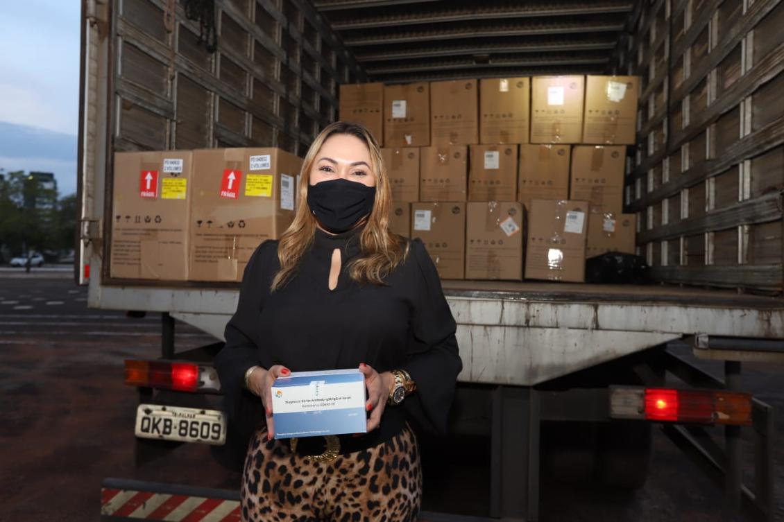 Após articulação da deputada Luana Ribeiro, empresa entrega 120 mil testes rápidos ao Tocantins. Após articulação da deputada Luana Ribeiro, empresa entrega 120 mil testes rápidos ao Tocantins.
