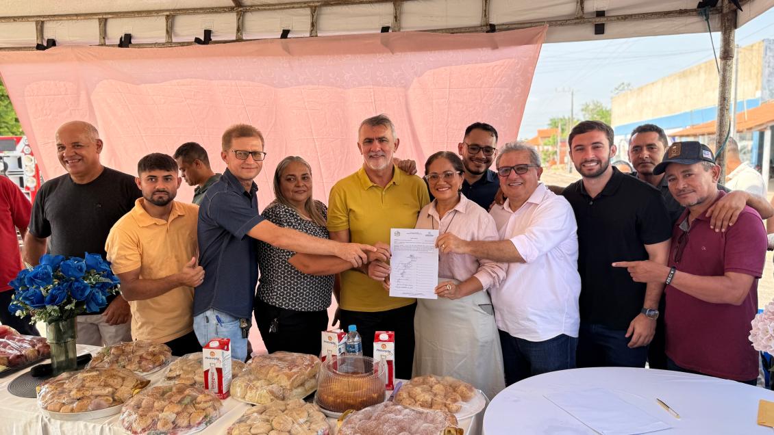 Com emenda de R$ 350 mil do deputado Amélio, Esperantina deu início a reforma do canteiro central.