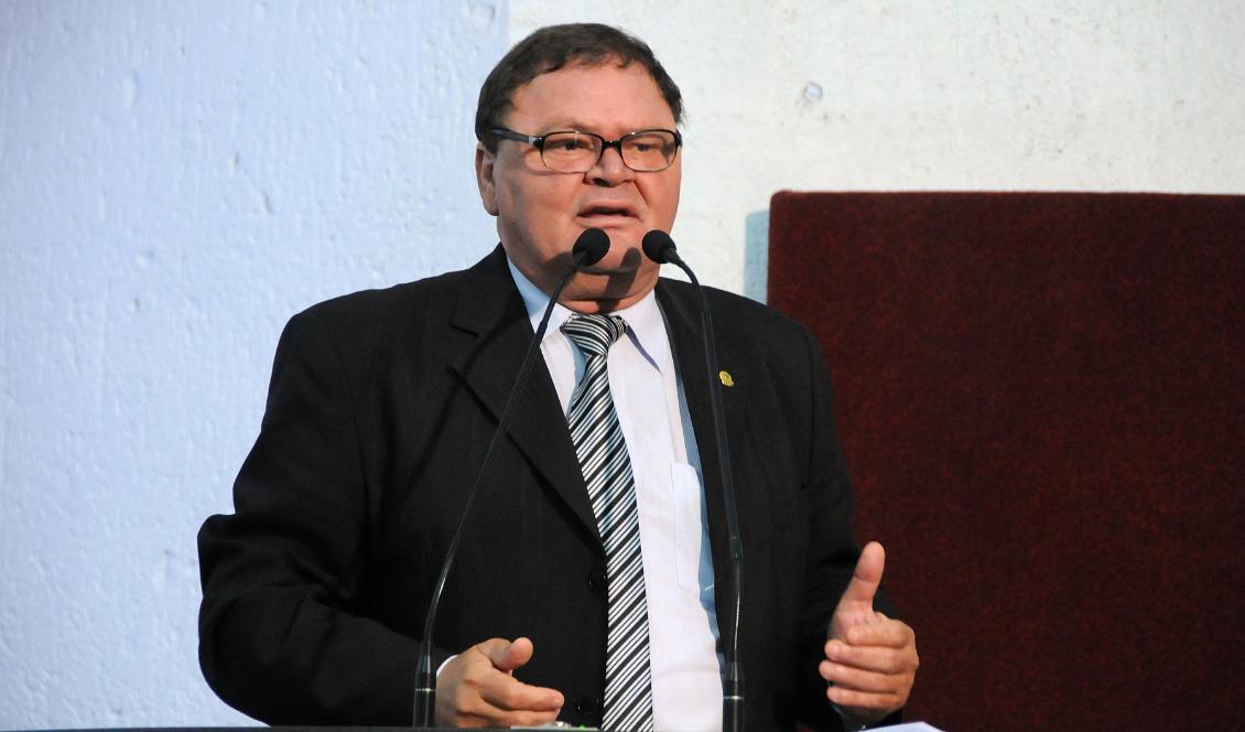 Líder do governo solicitou adiamento de votação