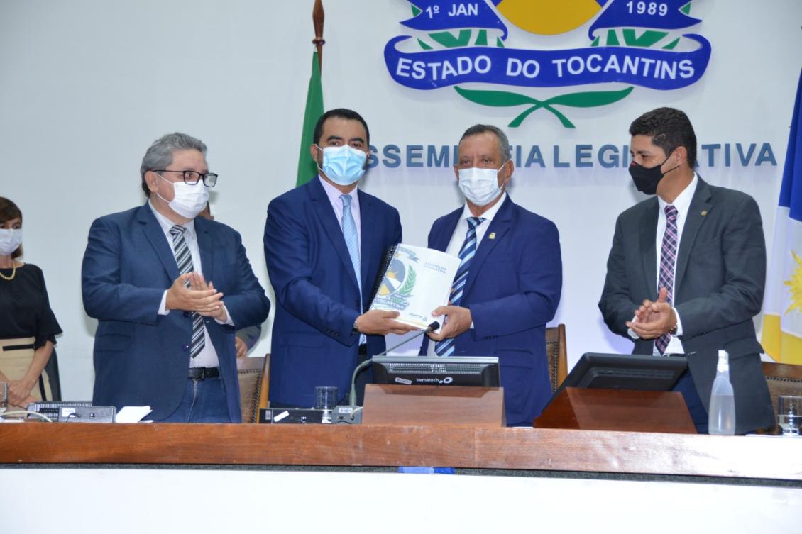 Abertura do ano legislativo de 2022 é marcada por apoio e pedidos de obras Abertura do ano legislativo de 2022 é marcada por apoio e pedidos de obras