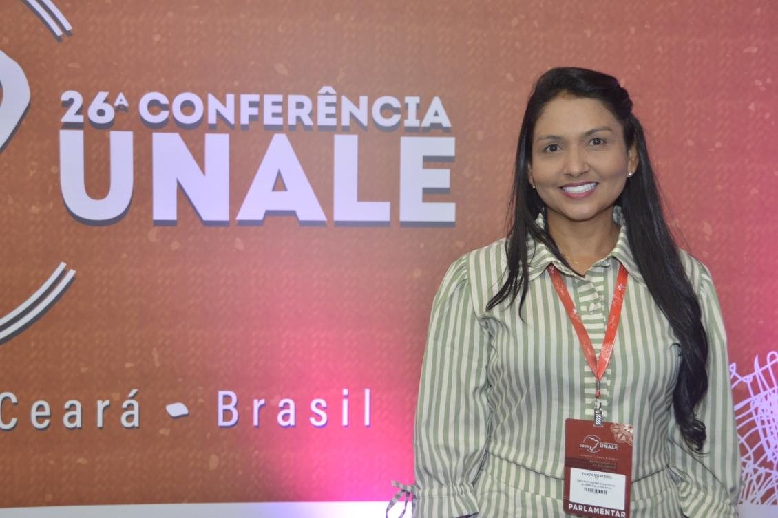 Deputada participa da Unale e destaca importância do evento.