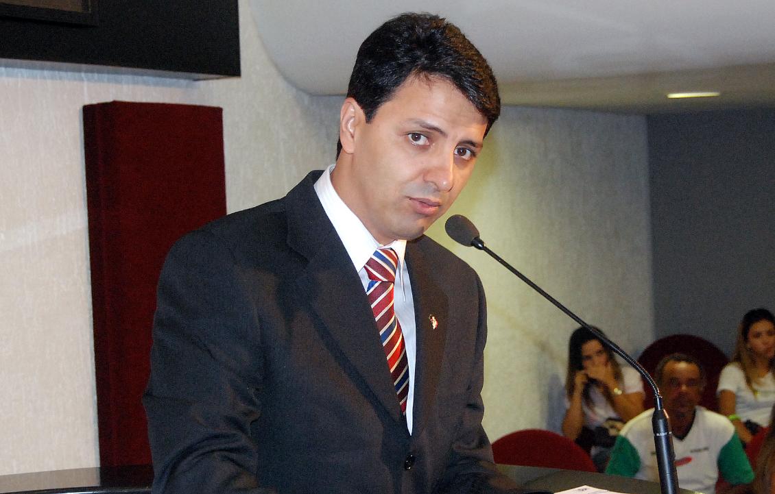José Geraldo quer garantir patrocinadores