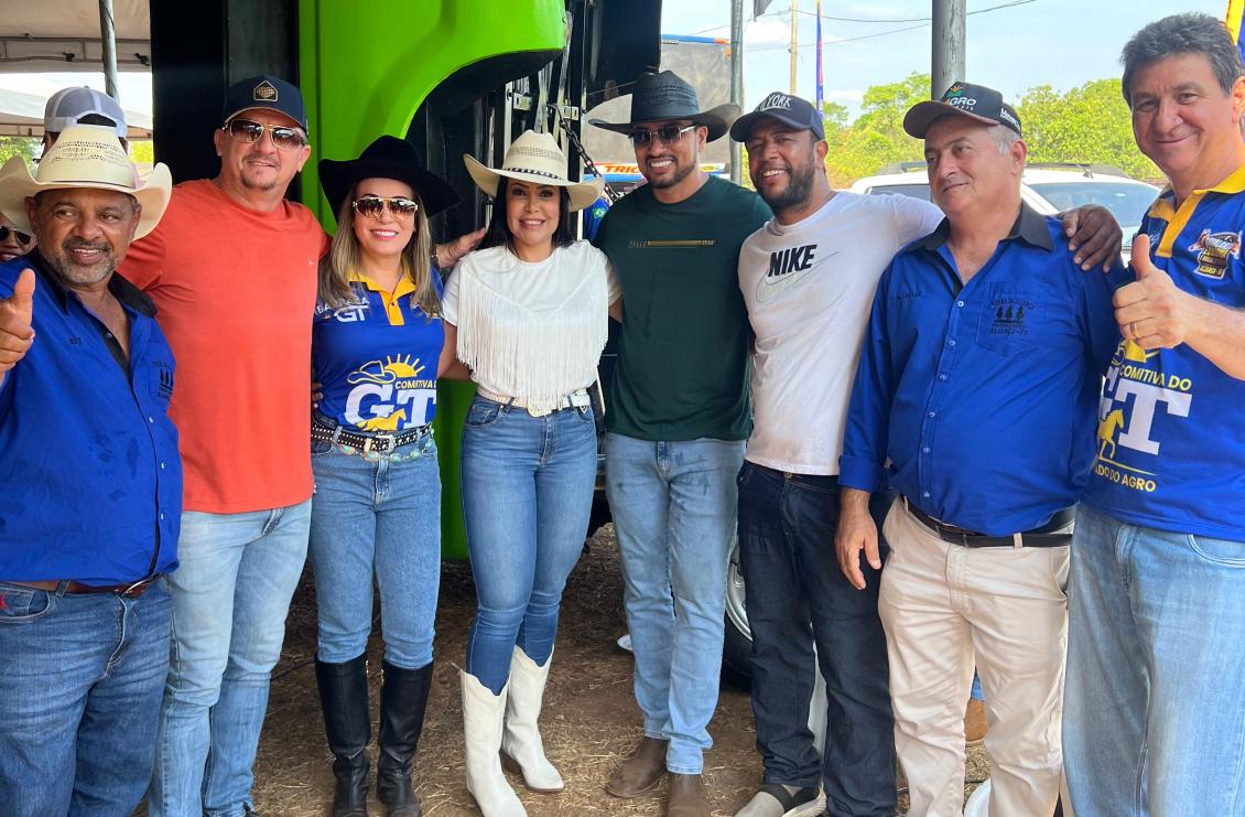 Evento, considerado um sucesso, reuniu centenas de pessoas e comitivas de diversas cidades