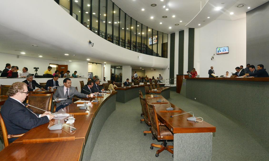 Aumento da violência no Tocantins preocupa deputados Aumento da violência no Tocantins preocupa deputados