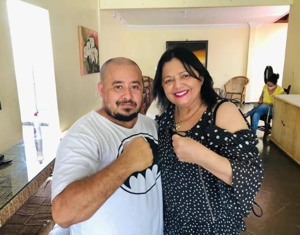 Deputada Valderez e o professor de Karatê Dionepeterson Deputada Valderez e o professor de Karatê Dionepeterson