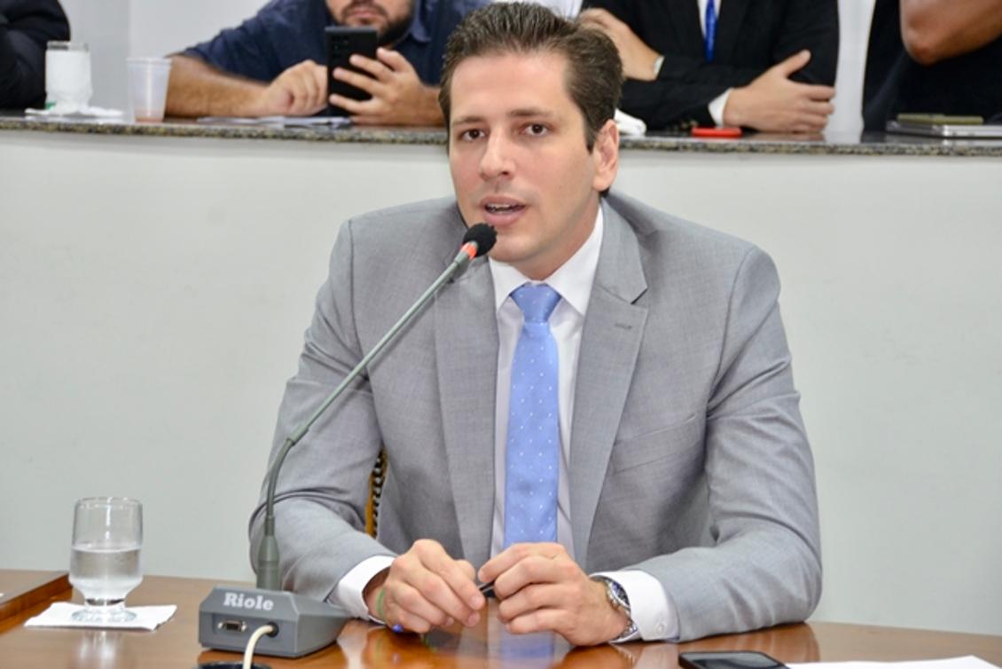 PL do deputado Olyntho Neto concede isenção de imposto para fortalecer setor cervejeiro no Tocantins