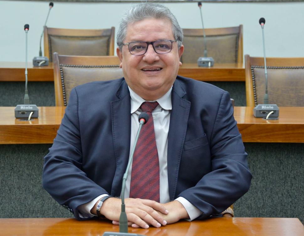 Jair Farias comemora o pagamento integral de suas emendas parlamentares de 2023