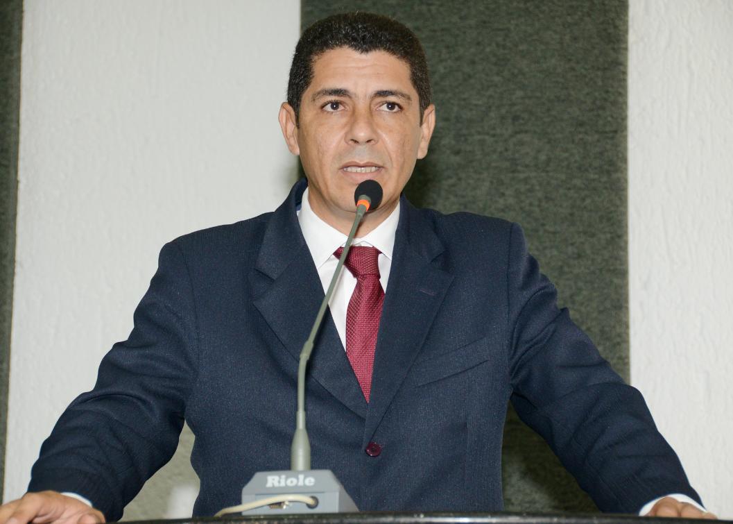 A proposta da sessão solene é do deputado Valdemar Junior (PMDB) A proposta da sessão solene é do deputado Valdemar Junior (PMDB)