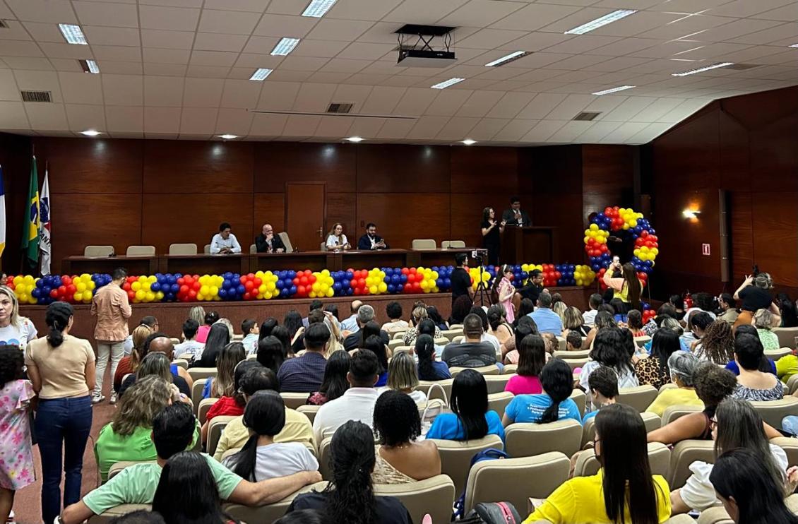 Encontro aconteceu no auditório da OAB.